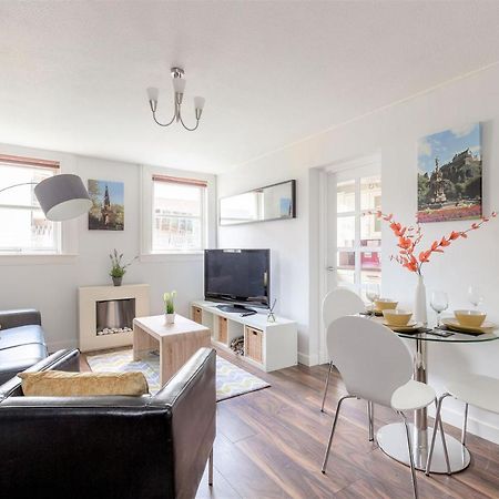 Stunning 1 Bed At Holyrood Palace & Arthurs Seat Единбург Екстер'єр фото