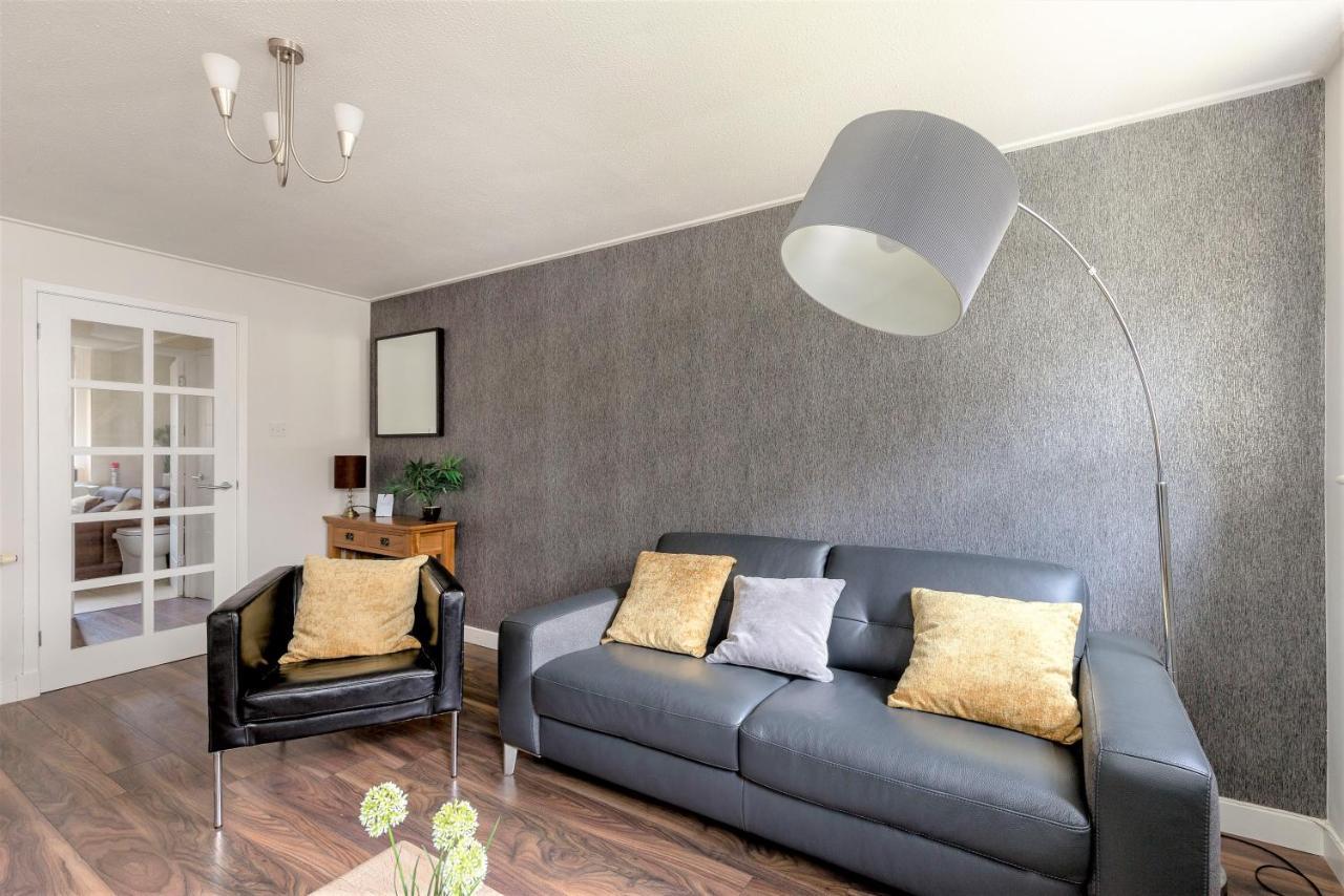 Stunning 1 Bed At Holyrood Palace & Arthurs Seat Единбург Екстер'єр фото