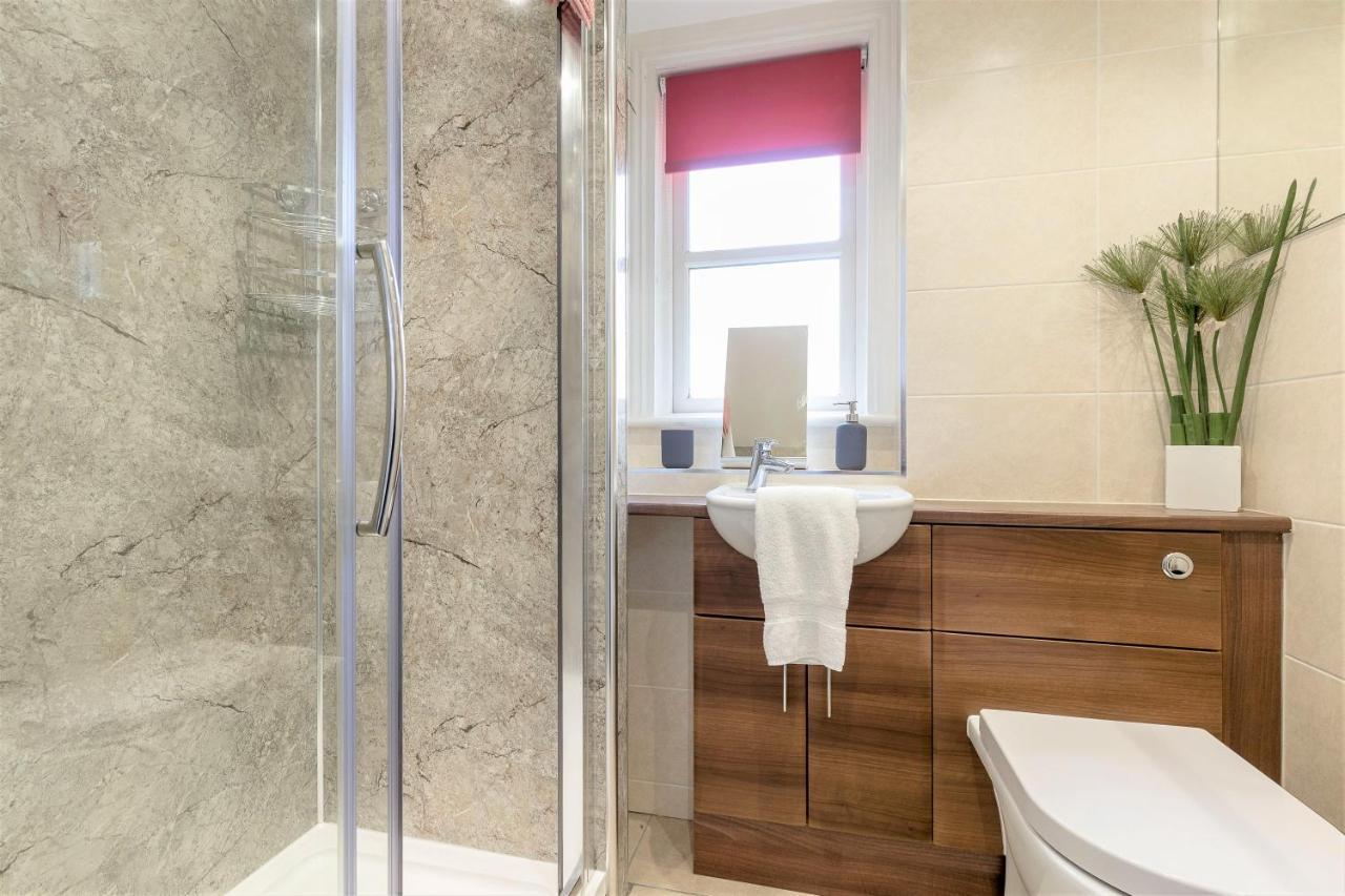 Stunning 1 Bed At Holyrood Palace & Arthurs Seat Единбург Екстер'єр фото