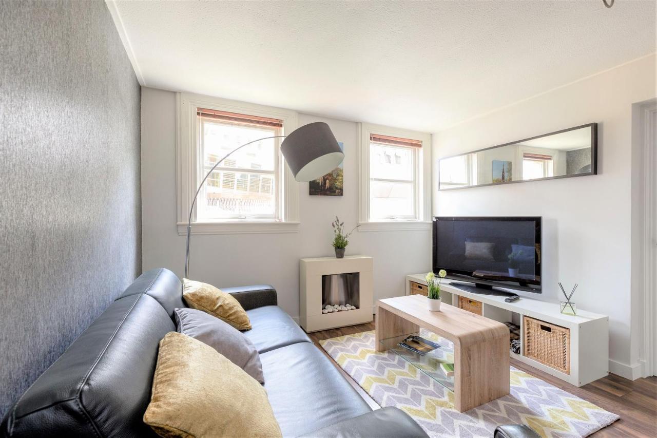 Stunning 1 Bed At Holyrood Palace & Arthurs Seat Единбург Екстер'єр фото