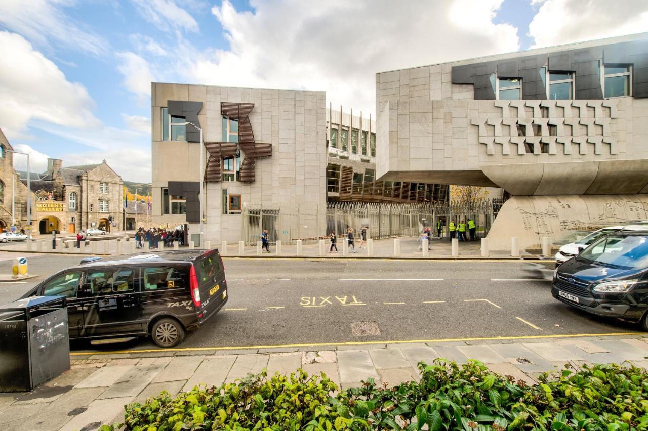 Stunning 1 Bed At Holyrood Palace & Arthurs Seat Единбург Екстер'єр фото